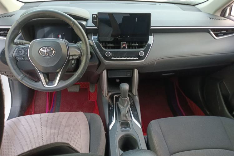 Used Toyota FRONTLANDER 2024 2.0L CVT Elite Edition Center Console