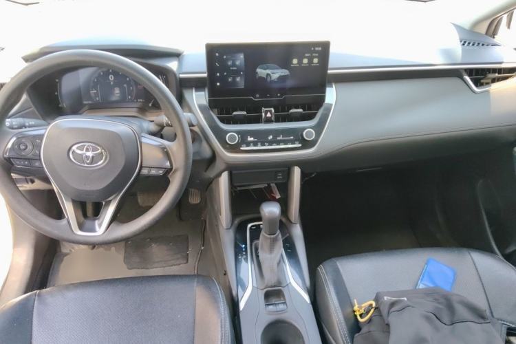 Used Toyota FRONTLANDER 2024 2.0L CVT Elite Edition Center Console