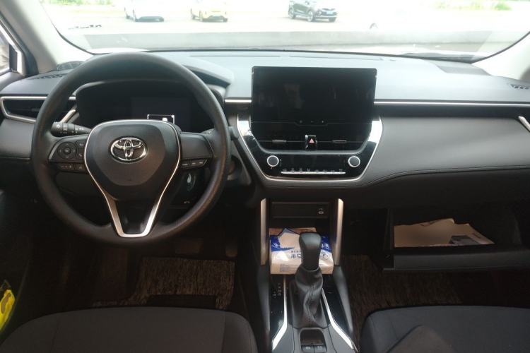 Used Toyota FRONTLANDER 2024 2.0L CVT Elite Edition Center Console