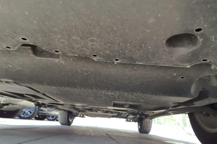 Used Toyota FRONTLANDER 2024 2.0L CVT Elite Edition Chassis Front