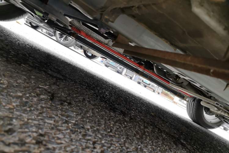 Used Toyota FRONTLANDER 2024 2.0L Smart Electric Hybrid Dual-Engine Leading Edition Chassis Front Left