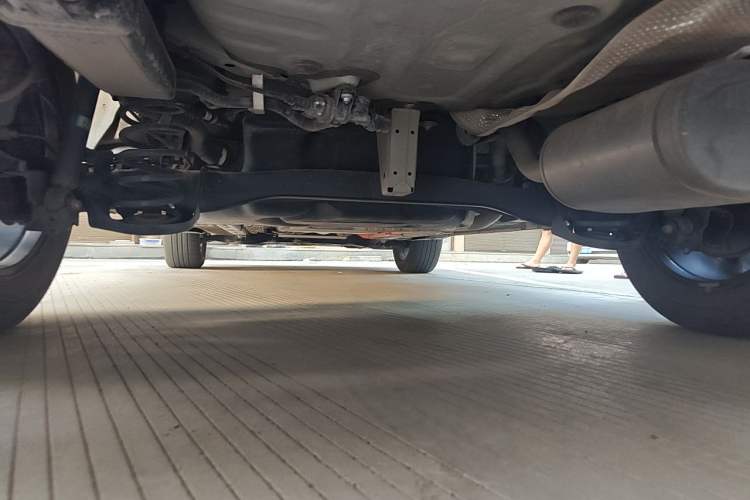 Used Toyota FRONTLANDER 2024 2.0L Smart Electric Hybrid Dual-Engine Luxury Edition Chassis Rear
