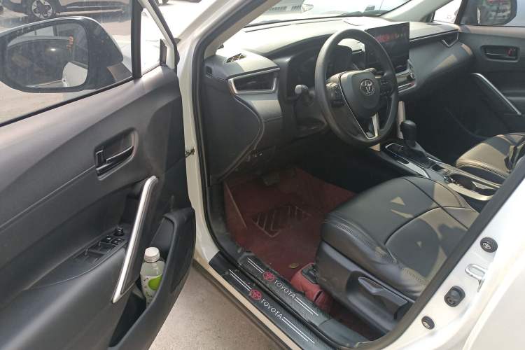Used Toyota FRONTLANDER 2024 2.0L CVT Leading Edition Driver Seat