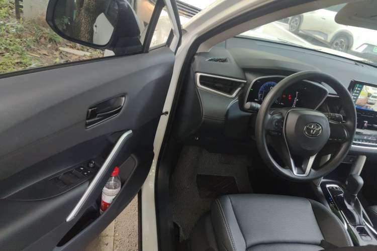 Used Toyota FRONTLANDER 2024 2.0L CVT Elite Plus Edition Driver Seat