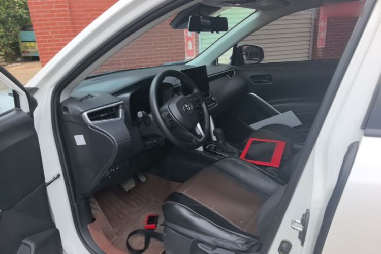 Used Toyota FRONTLANDER 2024 2.0L Smart Electric Hybrid Dual-Engine Leading Edition Driver Seat