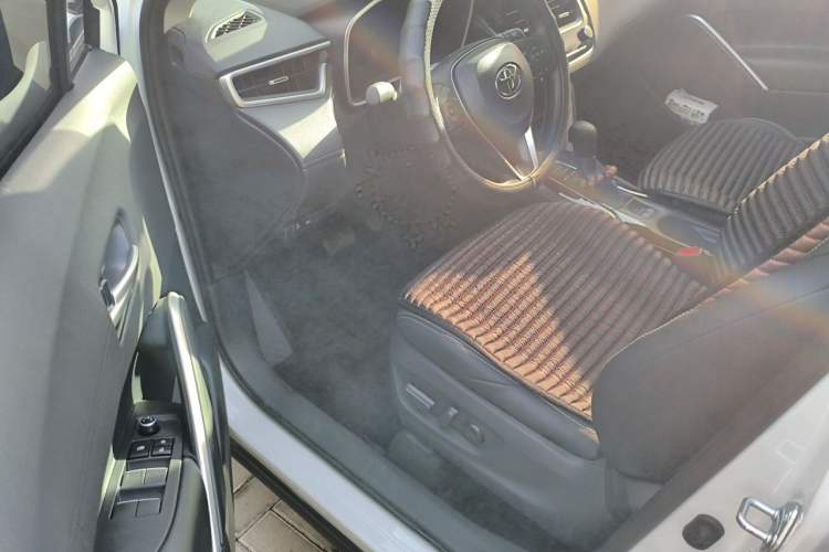 Used Toyota FRONTLANDER 2024 2.0L CVT Luxury Edition Driver Seat