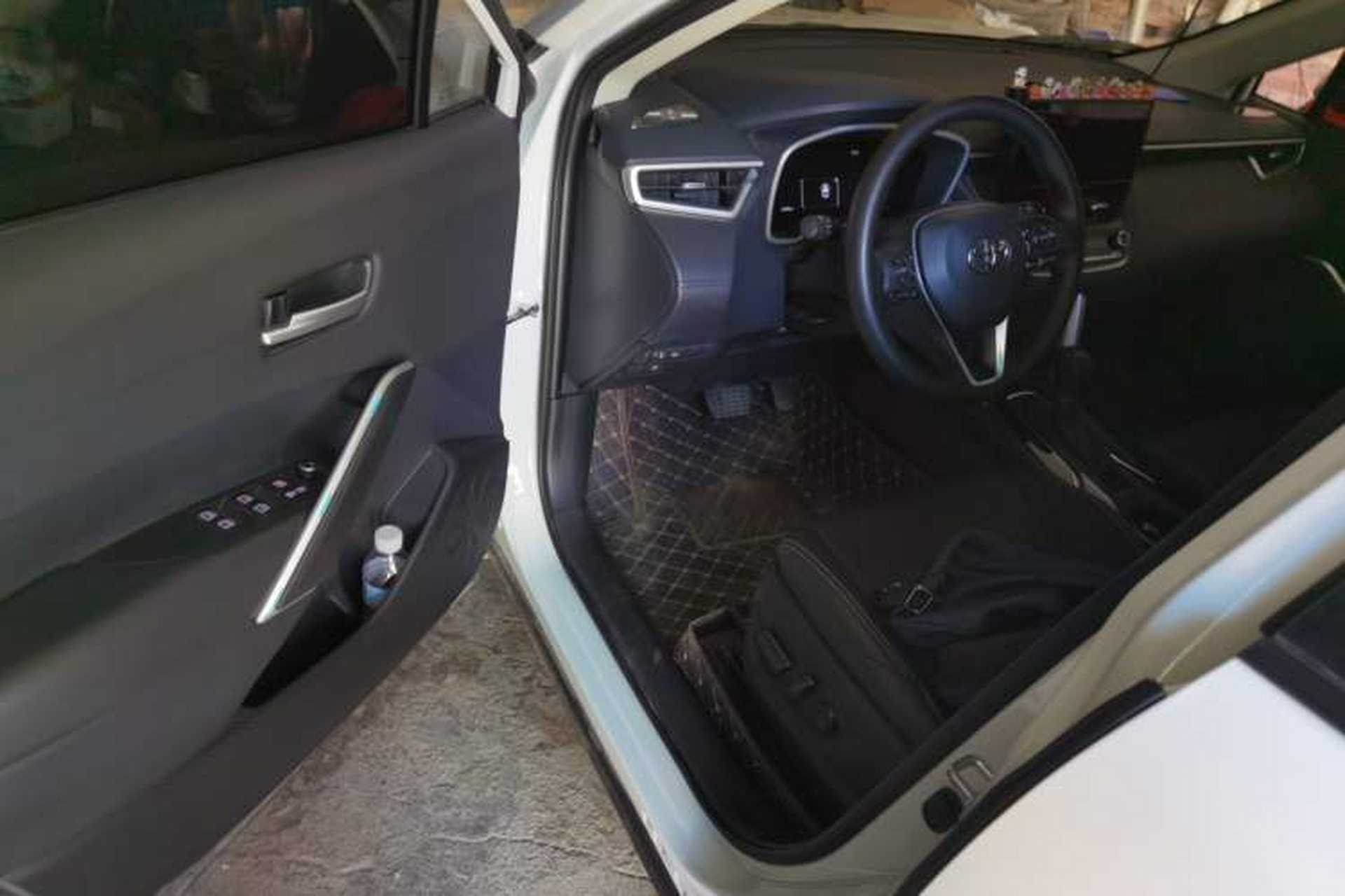 Used Toyota FRONTLANDER 2024 2.0L Smart Electric Hybrid Dual-Engine Luxury Edition Driver Seat