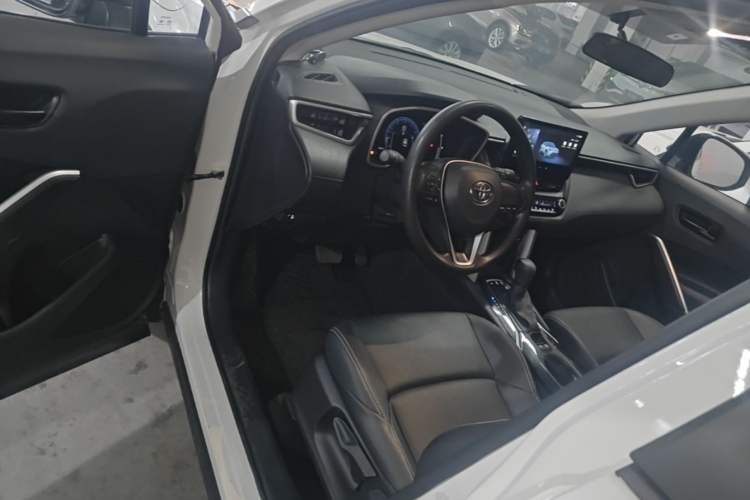 Used Toyota FRONTLANDER 2024 2.0L CVT Elite Plus Edition Driver Seat
