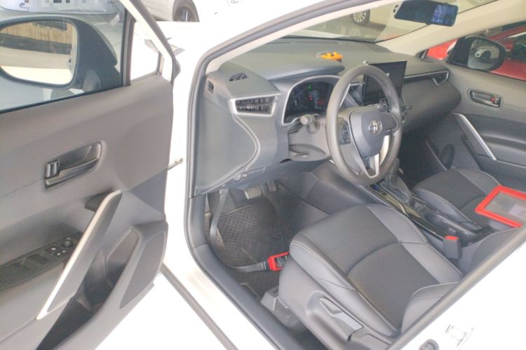 Used Toyota FRONTLANDER 2024 2.0L CVT Elite Edition Driver Seat