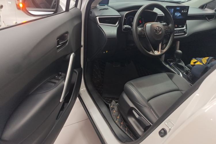 Used Toyota FRONTLANDER 2024 2.0L CVT Leading Plus Edition Driver Seat
