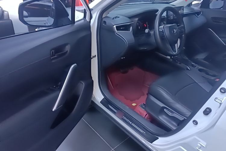 Used Toyota FRONTLANDER 2024 2.0L CVT Leading Edition Driver Seat