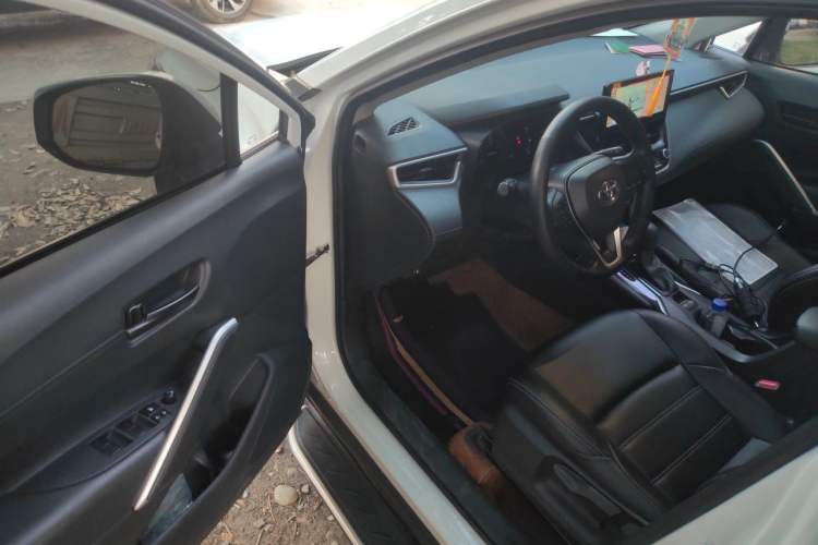 Used Toyota FRONTLANDER 2024 2.0L CVT Elite Edition Driver Seat