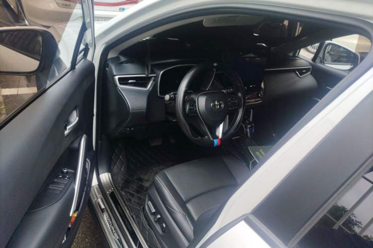 Used Toyota FRONTLANDER 2024 2.0L Smart Electric Hybrid Dual-Engine Luxury Edition Driver Seat