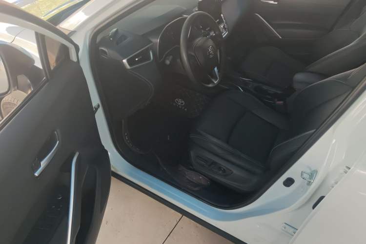 Used Toyota FRONTLANDER 2024 2.0L CVT Luxury Edition Driver Seat