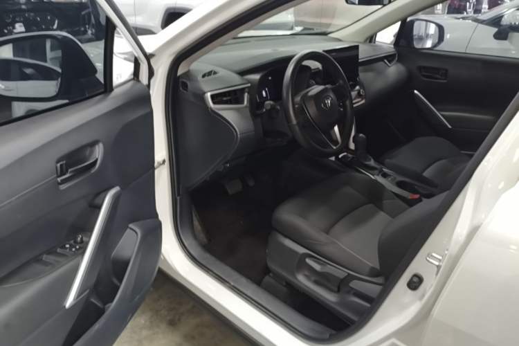 Used Toyota FRONTLANDER 2024 2.0L CVT Elite Edition Driver Seat