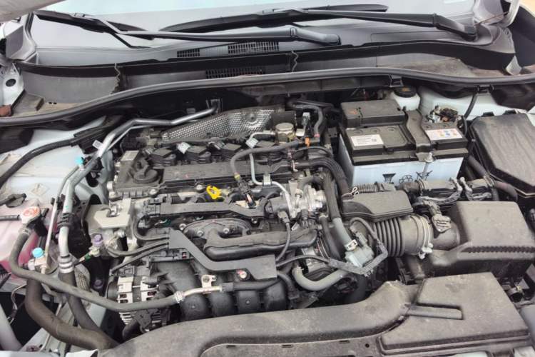 Used Toyota FRONTLANDER 2024 2.0L CVT Leading Edition Engine Bay