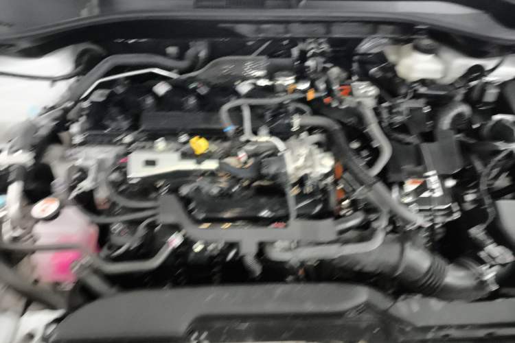Used Toyota FRONTLANDER 2024 2.0L Smart Electric Hybrid Dual-Engine Luxury Edition Engine Bay