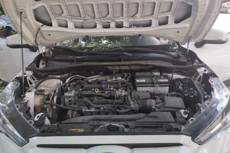 Used Toyota FRONTLANDER 2024 2.0L CVT Elite Edition Engine Bay