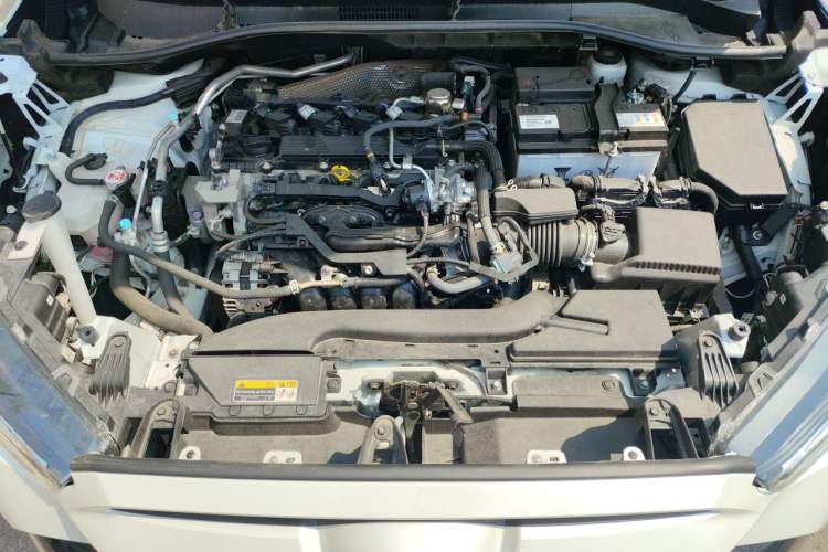 Used Toyota FRONTLANDER 2024 2.0L CVT Elite Plus Edition Engine Bay
