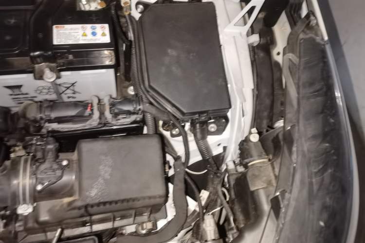 Used Toyota FRONTLANDER 2024 2.0L CVT Elite Edition Engine Bay Left