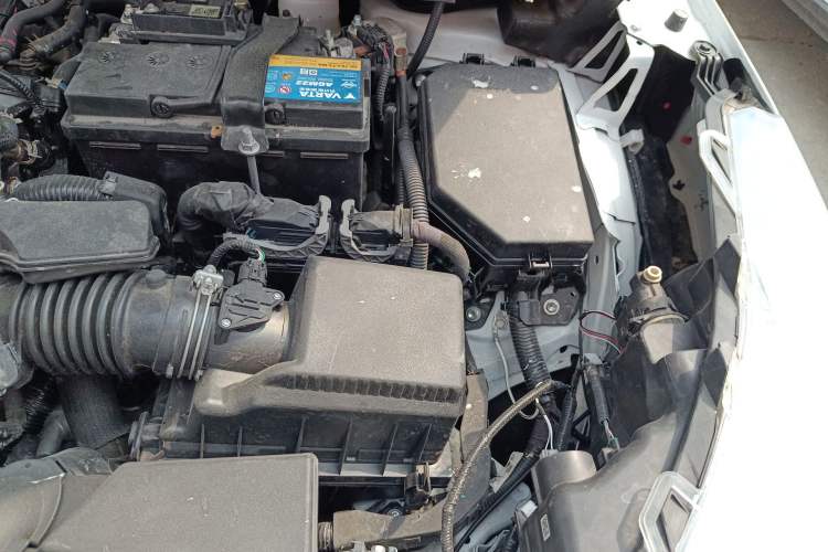 Used Toyota FRONTLANDER 2024 2.0L CVT Elite Edition Engine Bay Left