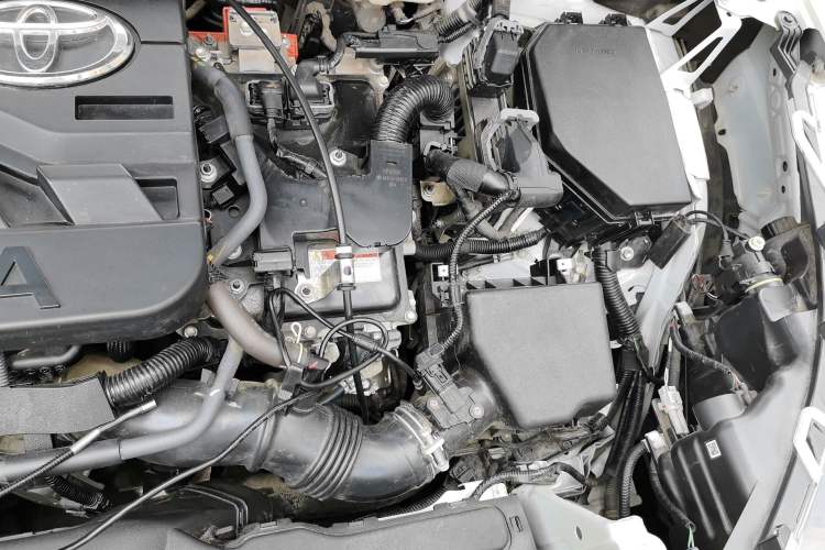 Used Toyota FRONTLANDER 2024 2.0L Smart Electric Hybrid Dual-Engine Leading Edition Engine Bay Left