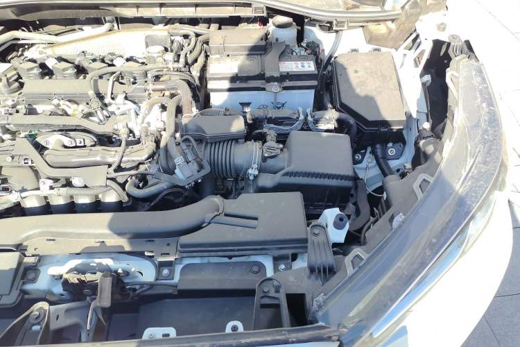 Used Toyota FRONTLANDER 2024 2.0L CVT Elite Edition Engine Bay Left