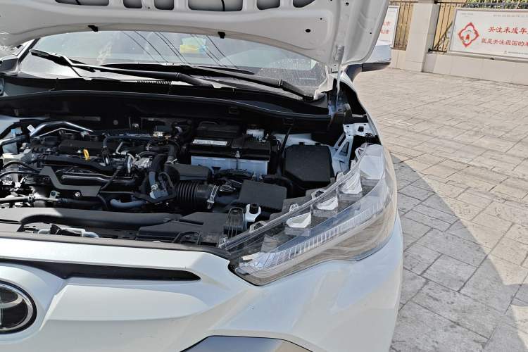 Used Toyota FRONTLANDER 2024 2.0L CVT Luxury Edition Engine Bay Left