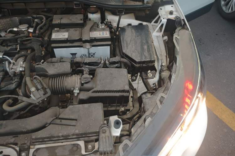 Used Toyota FRONTLANDER 2024 2.0L CVT Elite Edition Engine Bay Left