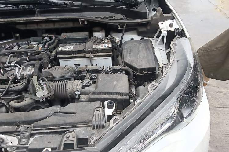 Used Toyota FRONTLANDER 2024 2.0L CVT Elite Edition Engine Bay Left