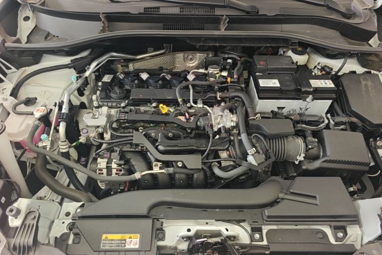 Used Toyota FRONTLANDER 2024 2.0L CVT Luxury Edition Engine Bay