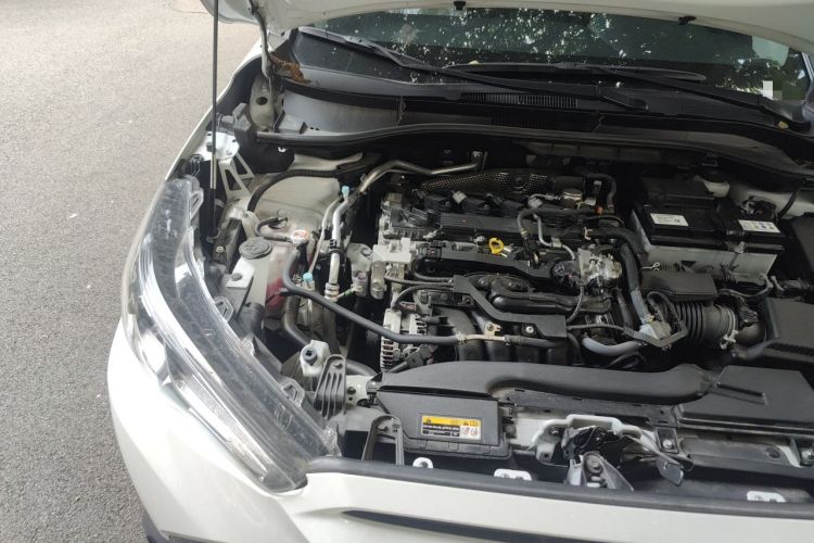 Used Toyota FRONTLANDER 2024 2.0L CVT Elite Plus Edition Engine Bay Right