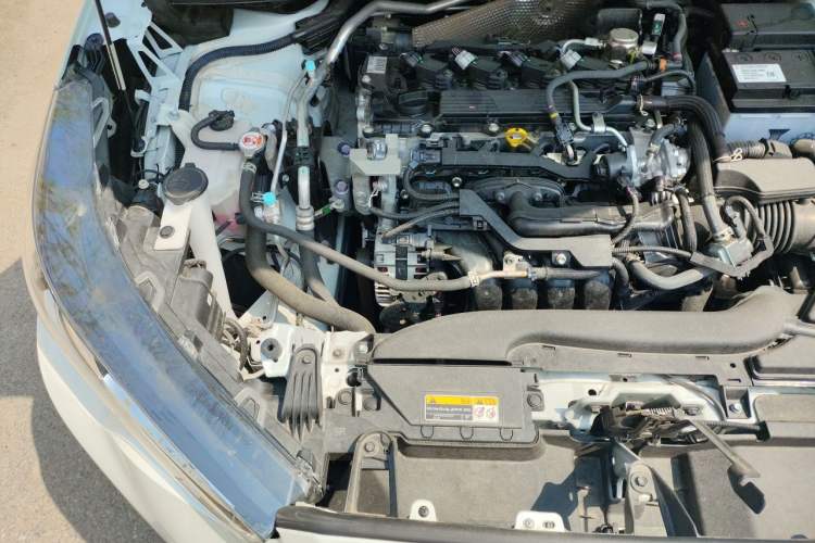 Used Toyota FRONTLANDER 2024 2.0L CVT Elite Plus Edition Engine Bay Right