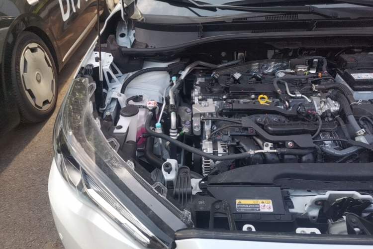 Used Toyota FRONTLANDER 2024 2.0L CVT Leading Plus Edition Engine Bay Right