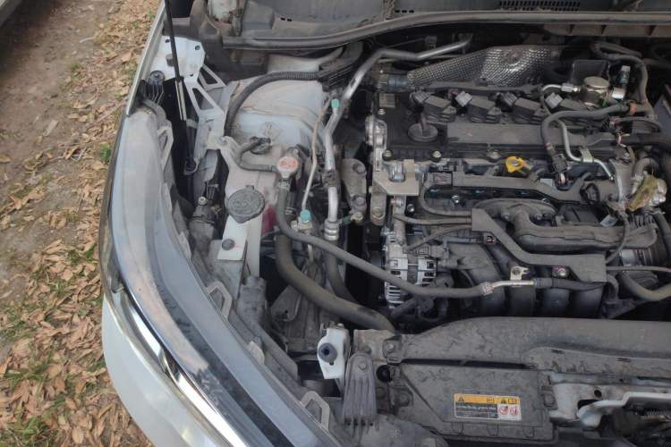 Used Toyota FRONTLANDER 2024 2.0L CVT Elite Edition Engine Bay Right