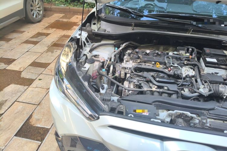 Used Toyota FRONTLANDER 2024 2.0L CVT Elite Edition Engine Bay Right