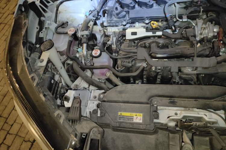 Used Toyota FRONTLANDER 2024 2.0L Smart Electric Hybrid Dual-Engine Leading Edition Engine Bay Right