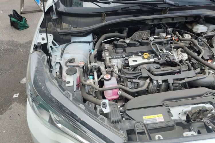 Used Toyota FRONTLANDER 2024 2.0L Smart Electric Hybrid Dual-Engine Leading Edition Engine Bay Right