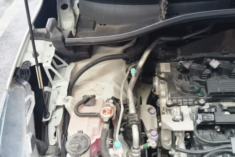 Used Toyota FRONTLANDER 2024 2.0L CVT Leading Edition Engine Bay Right