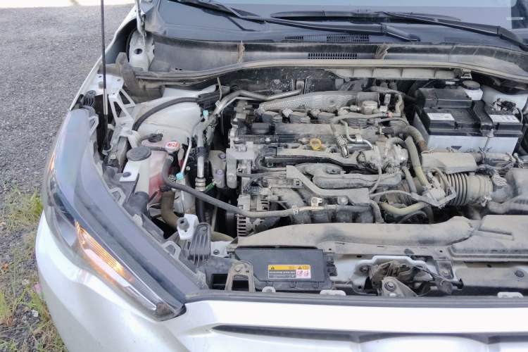 Used Toyota FRONTLANDER 2024 2.0L CVT Elite Edition Engine Bay Right