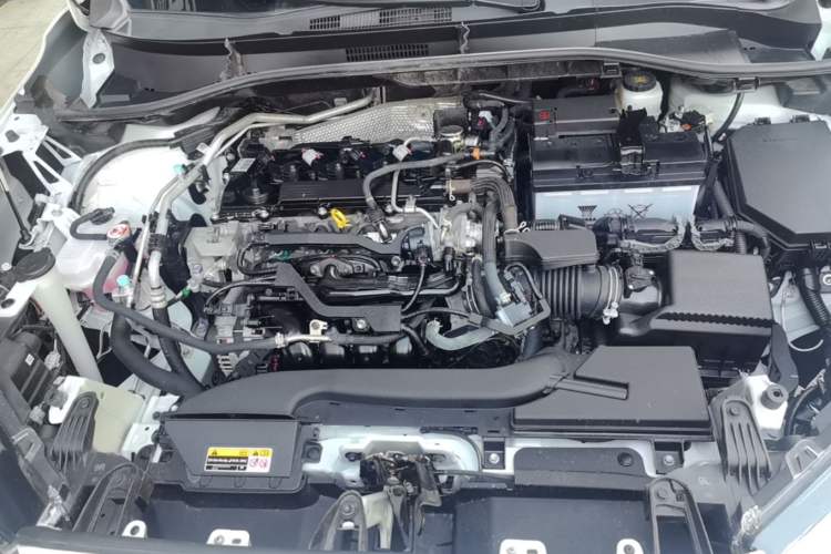 Used Toyota FRONTLANDER 2024 2.0L CVT Elite Edition Engine Bay