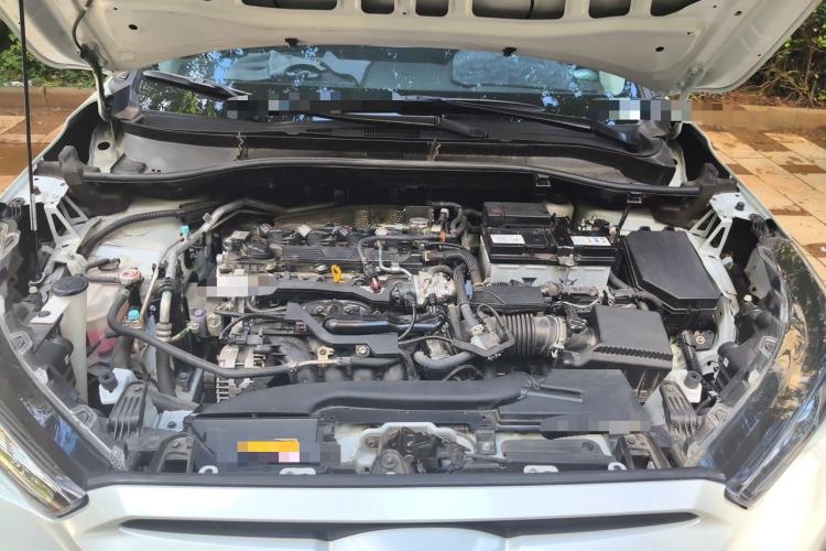 Used Toyota FRONTLANDER 2024 2.0L CVT Elite Edition Engine Bay