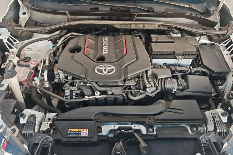 Used Toyota FRONTLANDER 2024 2.0L CVT Luxury Edition Engine Bay