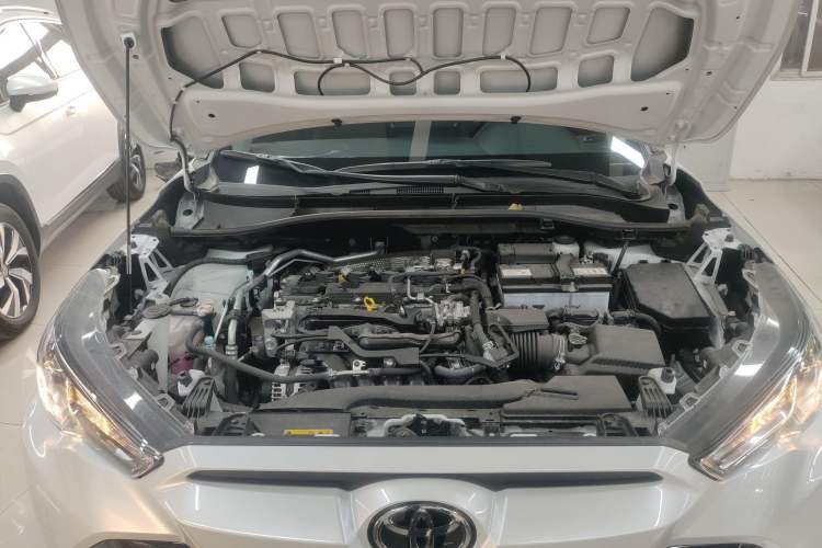 Used Toyota FRONTLANDER 2024 2.0L CVT Leading Edition Engine Bay