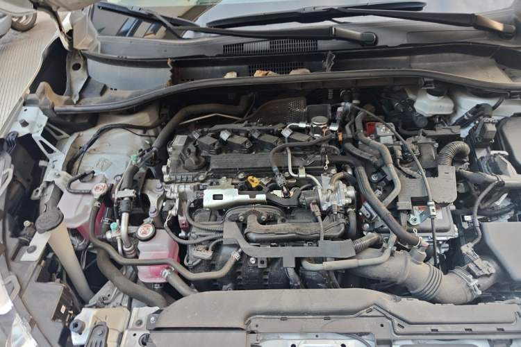 Used Toyota FRONTLANDER 2024 2.0L Smart Electric Hybrid Dual-Engine Luxury Edition Engine Bay