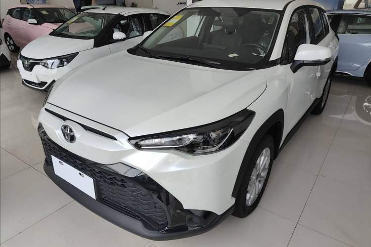 Used Toyota FRONTLANDER 2024 2.0L CVT Elite Plus Edition Exterior 1