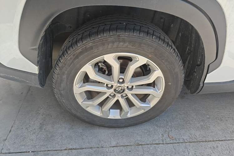Used Toyota FRONTLANDER 2024 2.0L CVT Elite Plus Edition Exterior 5