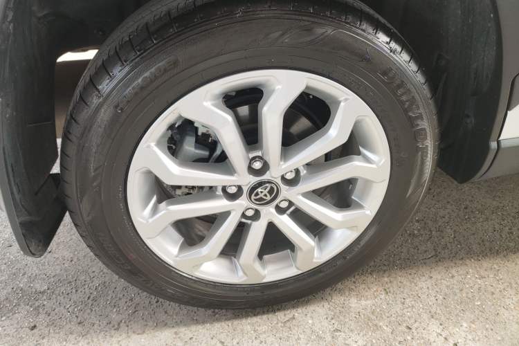 Used Toyota FRONTLANDER 2024 2.0L CVT Elite Plus Edition Exterior 5