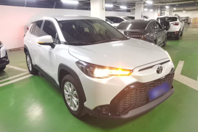 Used Toyota FRONTLANDER 2024 2.0L CVT Elite Plus Edition Front Right 45 Deg