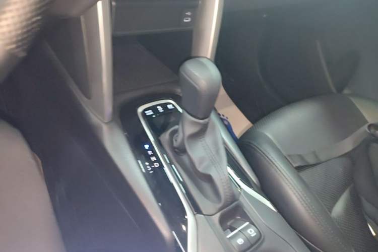Used Toyota FRONTLANDER 2024 2.0L Smart Electric Hybrid Dual-Engine Leading Edition Gear Lever